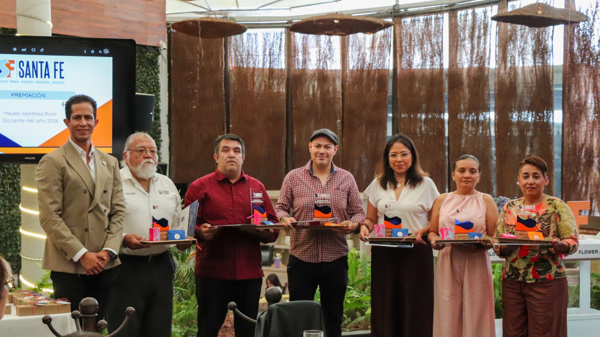 Universidad Santa Fe reconoce la vocación de su comunidad docente